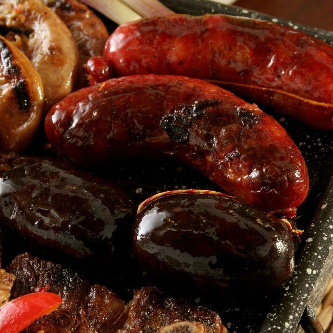 Mix Artesanal del Sur: 1× Longaniza Artesanal 1kg + 1× Mix Parrillero 500g + 1× Prieta Schwencke 400g_6